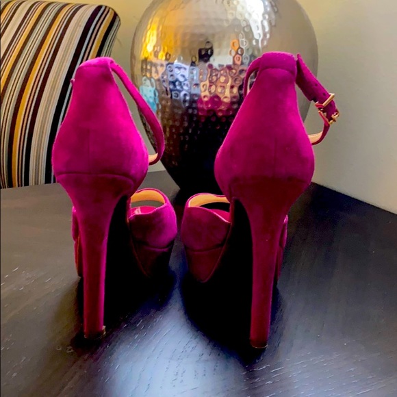 Jessica Simpson High Heels - Picture 3 of 5